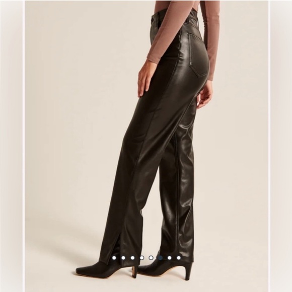 Abercrombie Curve Love Split-Hem Vegan Leather 90s Straight Pant - Picture 2 of 6